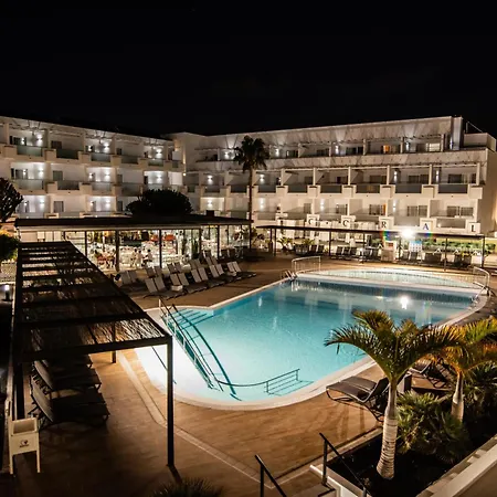Aequora Lanzarote מלון 4*