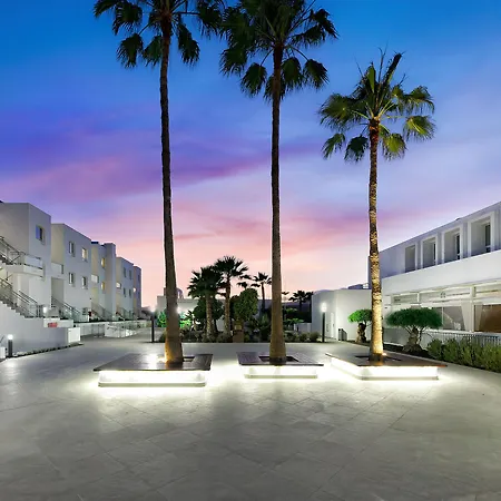 Aequora Lanzarote Hotel