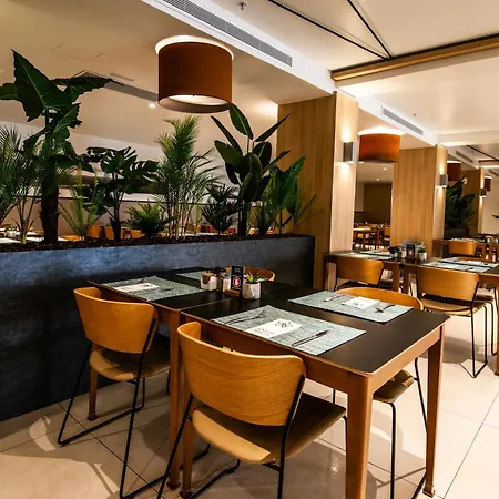 艾括拉兰萨罗特套房酒店 酒店 卡门港