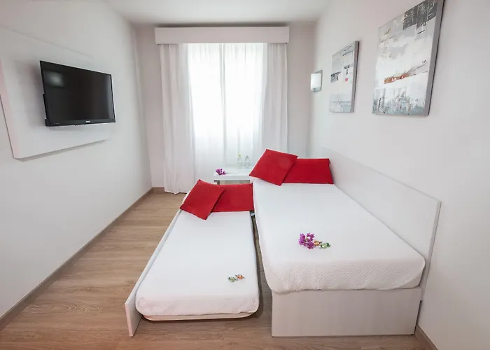 에쿠오라 란자롯 스위트 호텔